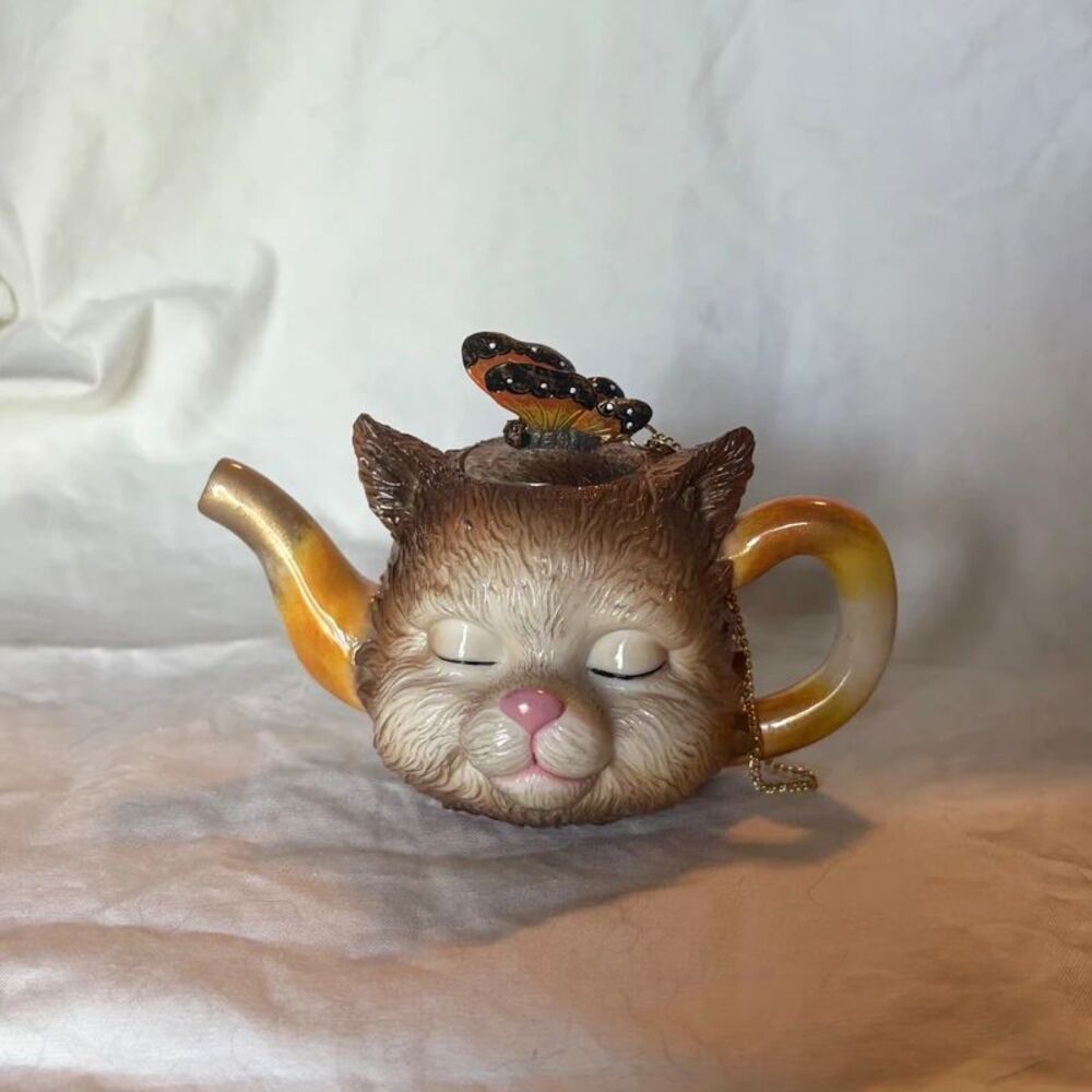 Vintage Nini Cat Face Decorative Teapot Butterfly Attached Lid Hand Painted